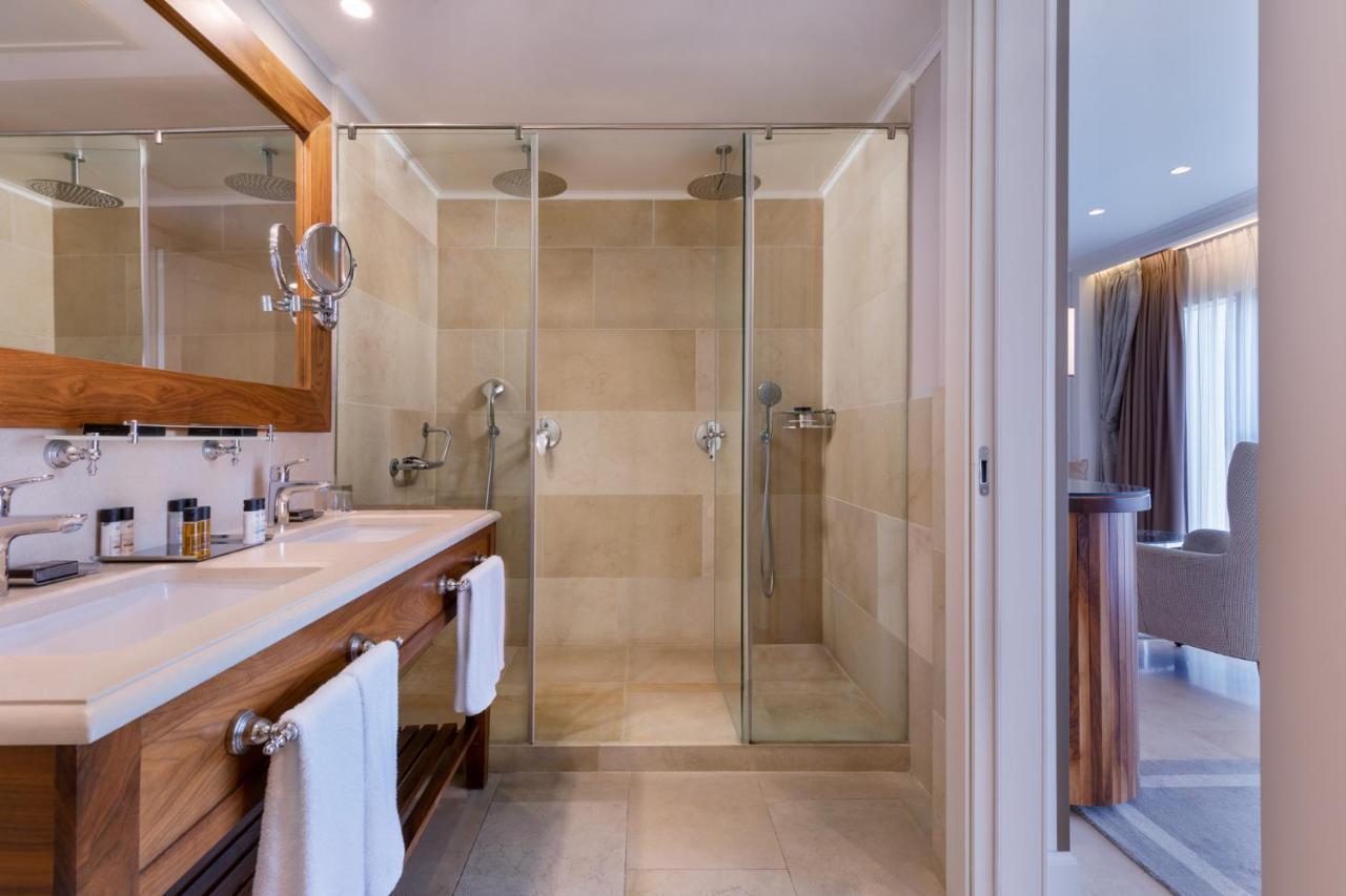 ハーバート サミュエル ホテル エルサレム エクステリア 写真 A shower enclosure