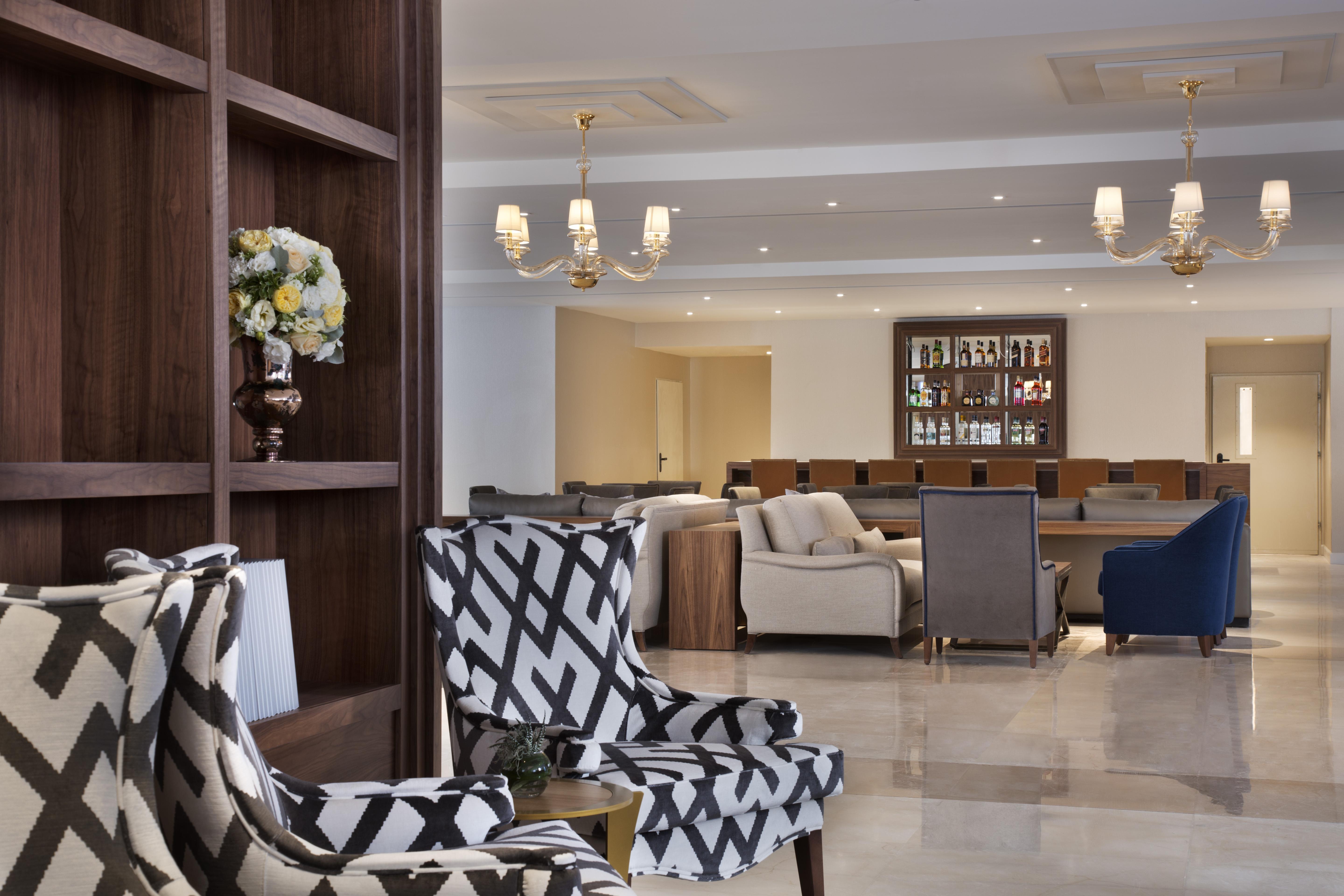 ハーバート サミュエル ホテル エルサレム エクステリア 写真 The lounge at the airport