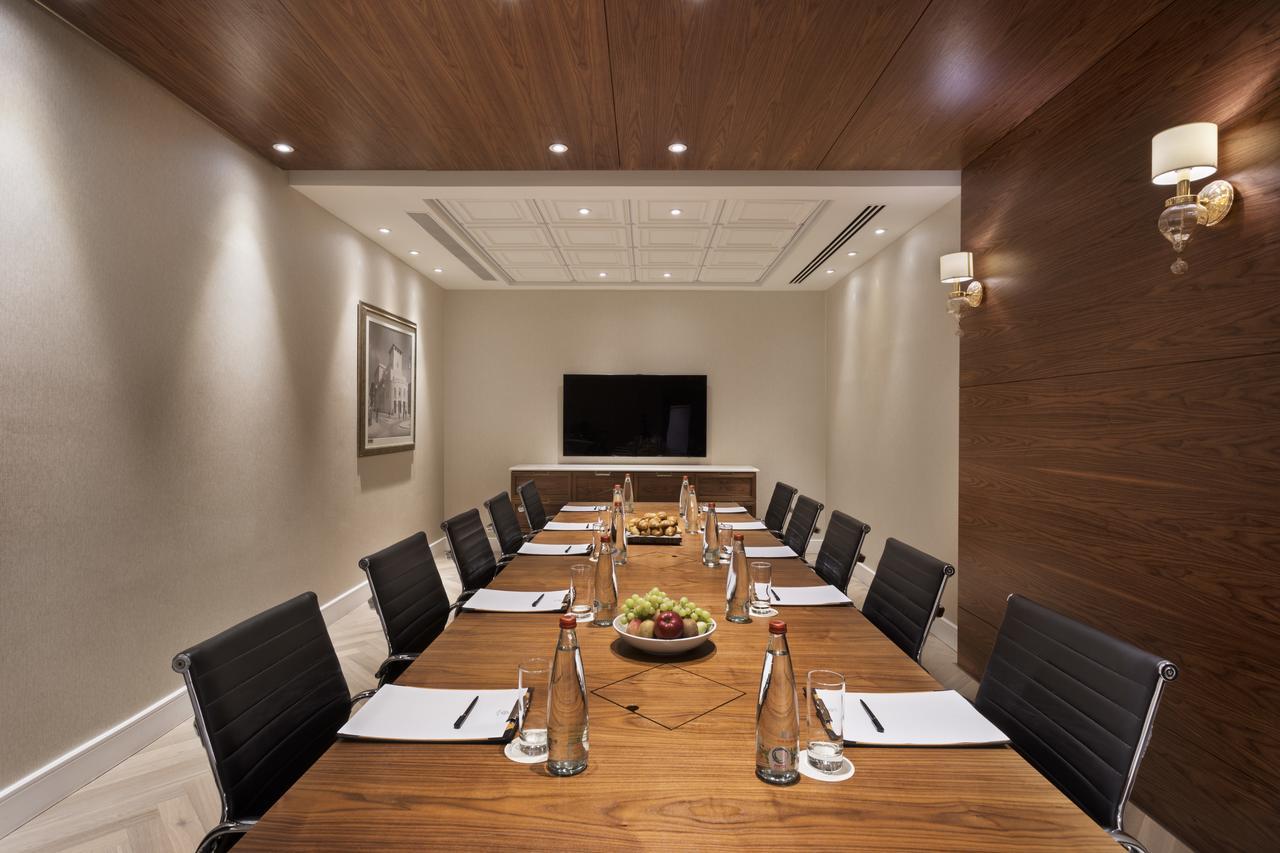 ハーバート サミュエル ホテル エルサレム エクステリア 写真 Meeting room at the Taj Mahal Palace, Mumbai